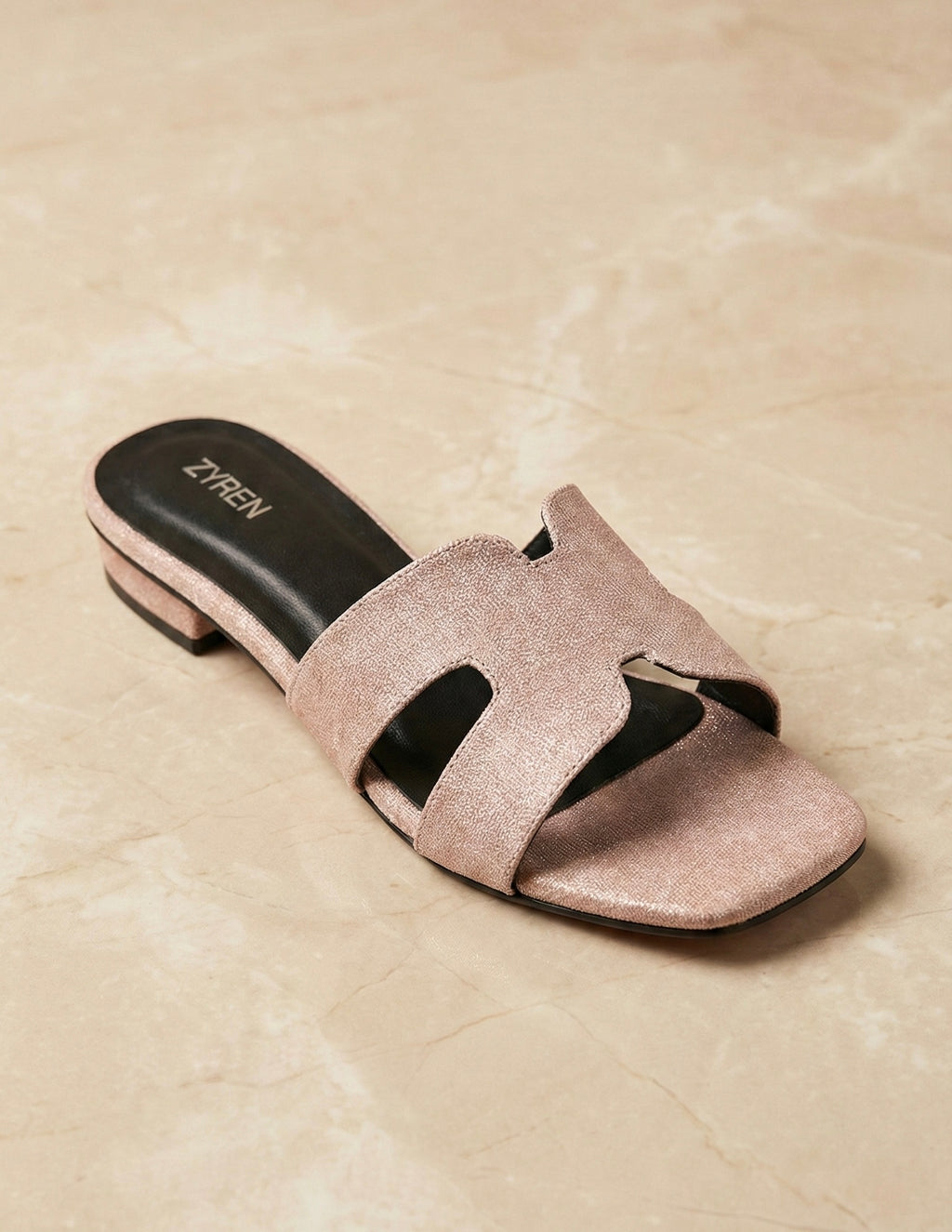 CHLOE - PINK
