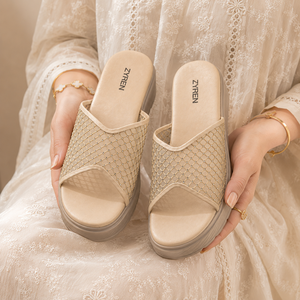 LACY - CREAM