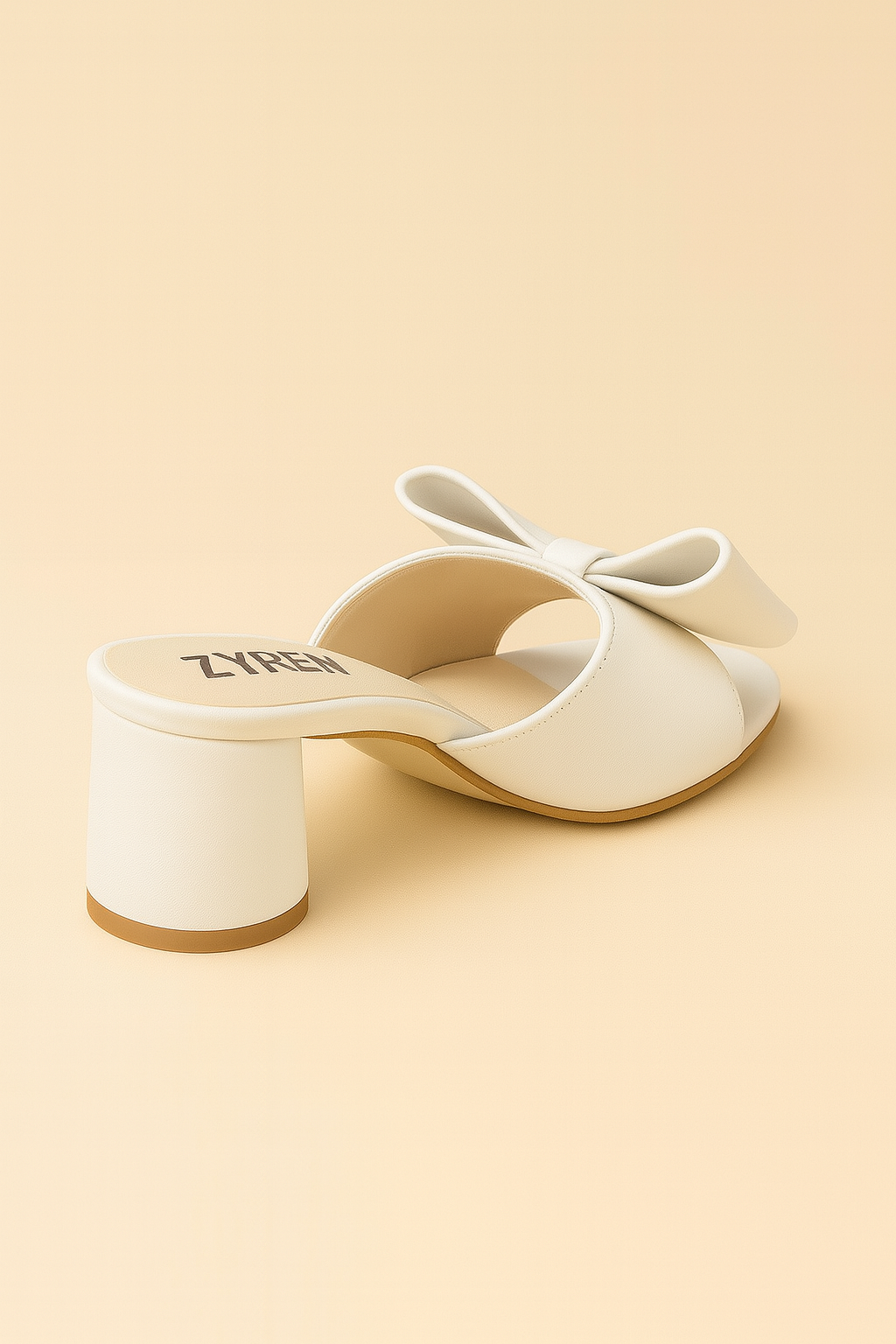 LILY - WHITE