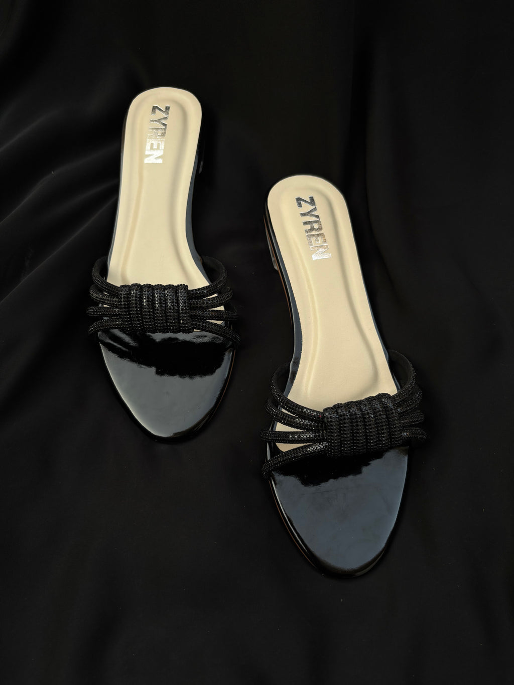 ELENOR - BLACK
